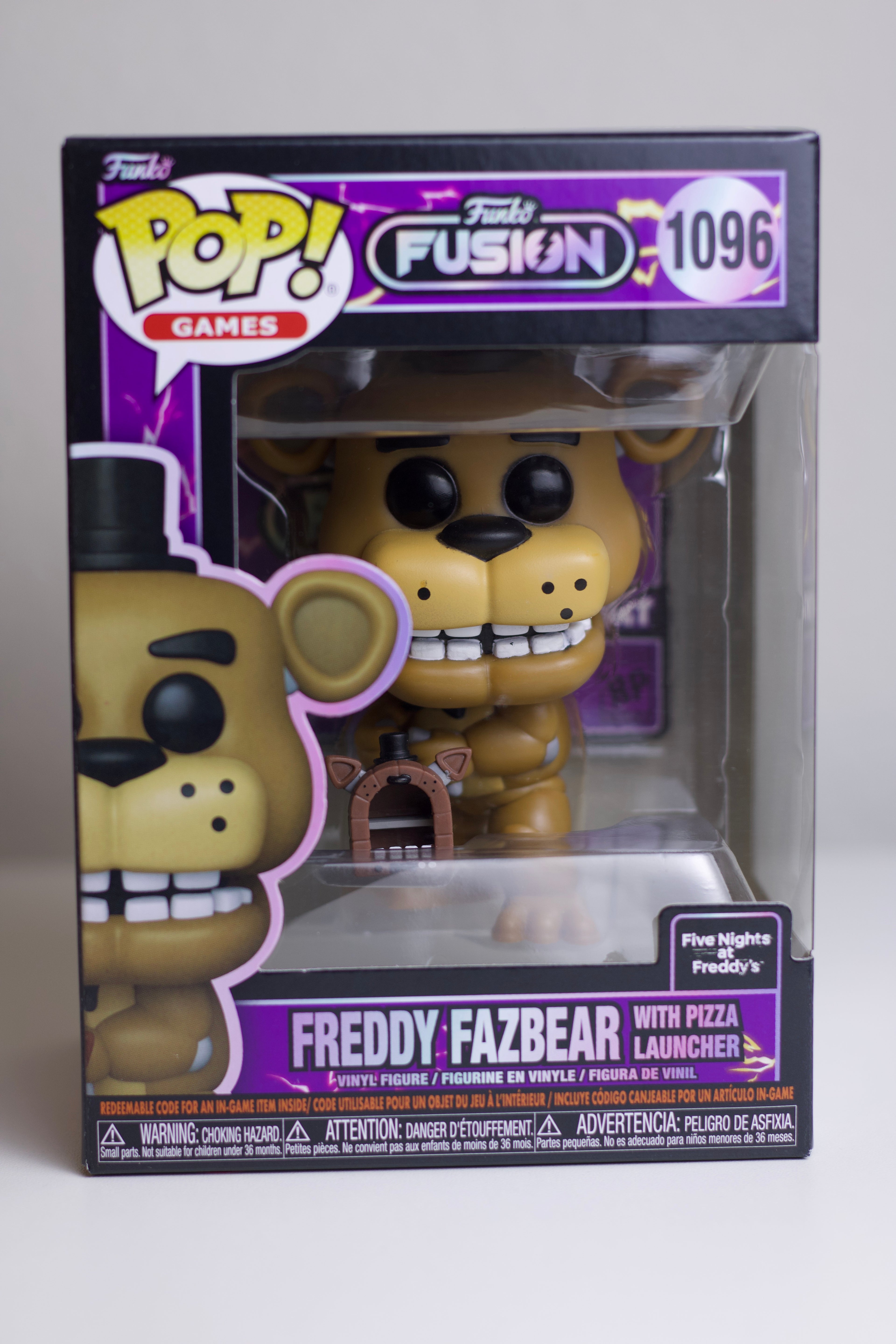 Freedy Fazbear with pizza launcher